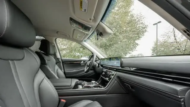 2025 Genesis GV80 2.5T