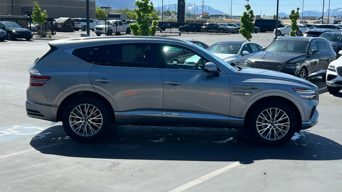 2025 Genesis GV80 2.5T