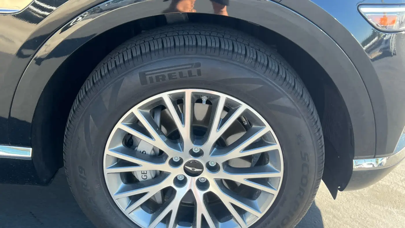 2025 Genesis GV80 2.5T