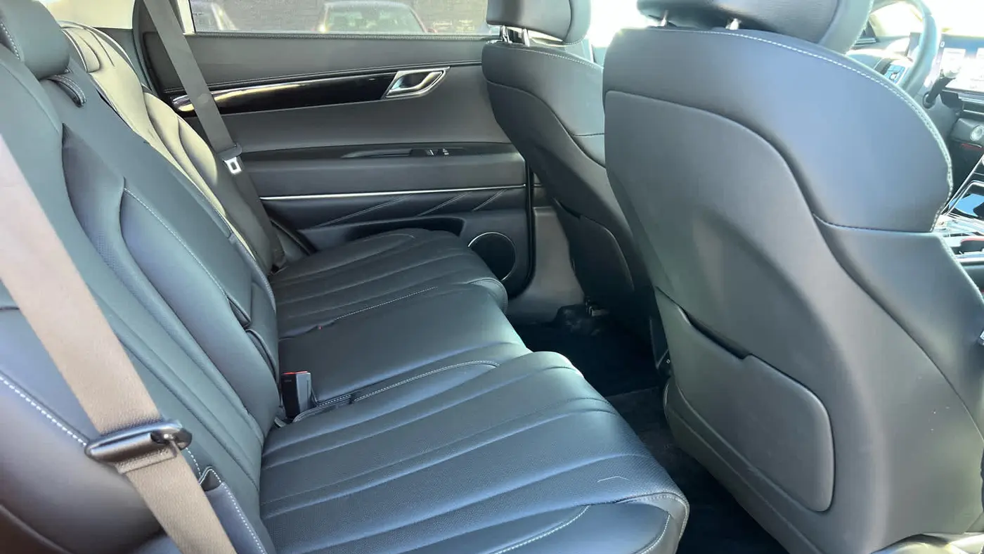 2025 Genesis GV80 2.5T