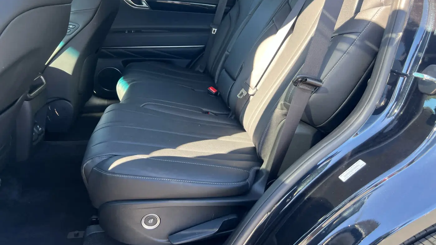2025 Genesis GV80 2.5T