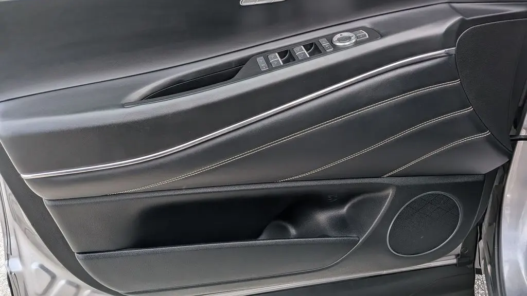 2024 Genesis GV80 2.5T