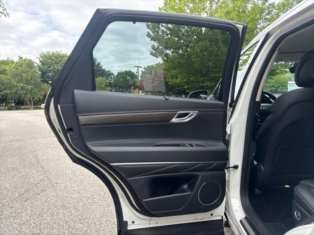 2024 Genesis GV80 - $40,699