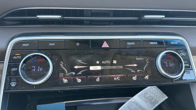 2022 Genesis GV80 2.5T