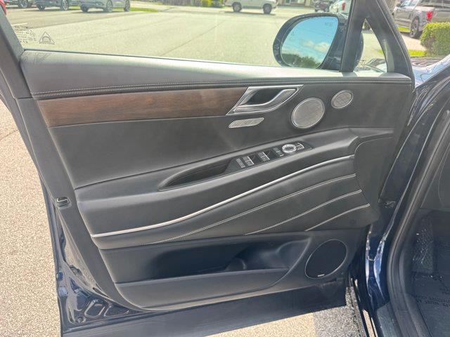 2022 Genesis GV80 - $29,995