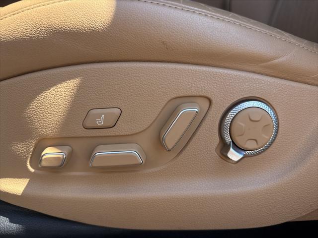 2021 Genesis GV80 - $28,900