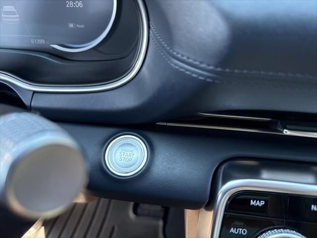 2021 Genesis GV80 - $28,900