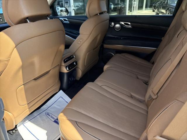2021 Genesis GV80 - $28,900