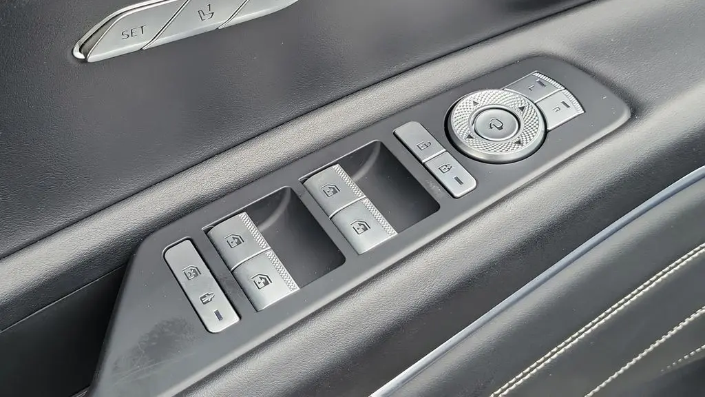 2022 Genesis GV80 2.5T