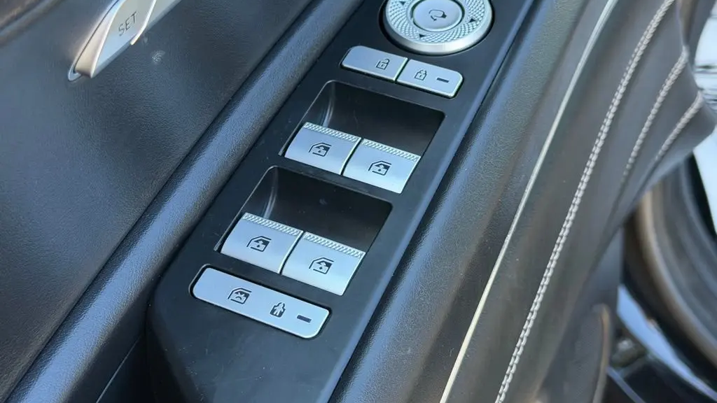 2022 Genesis GV80 2.5T