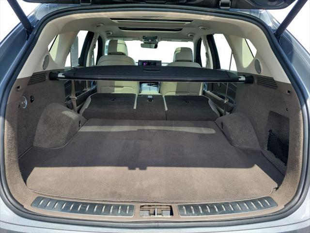 2022 Genesis GV80 - $33,000