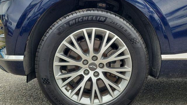 2024 Genesis GV80 2.5T