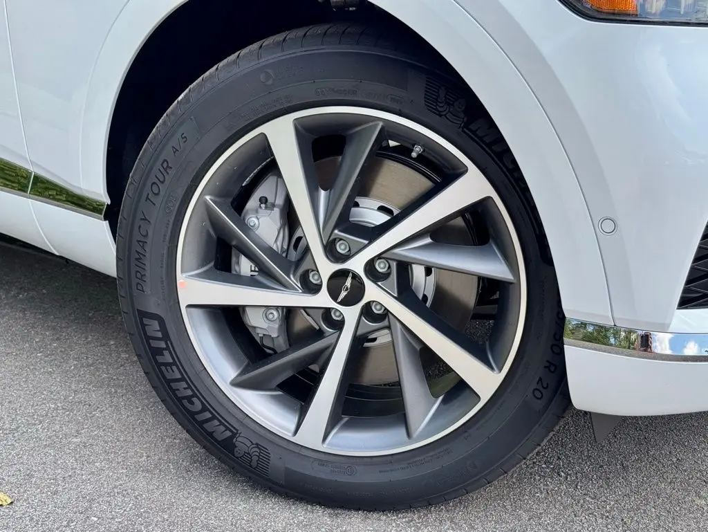 2026 Genesis GV80 - $64,342