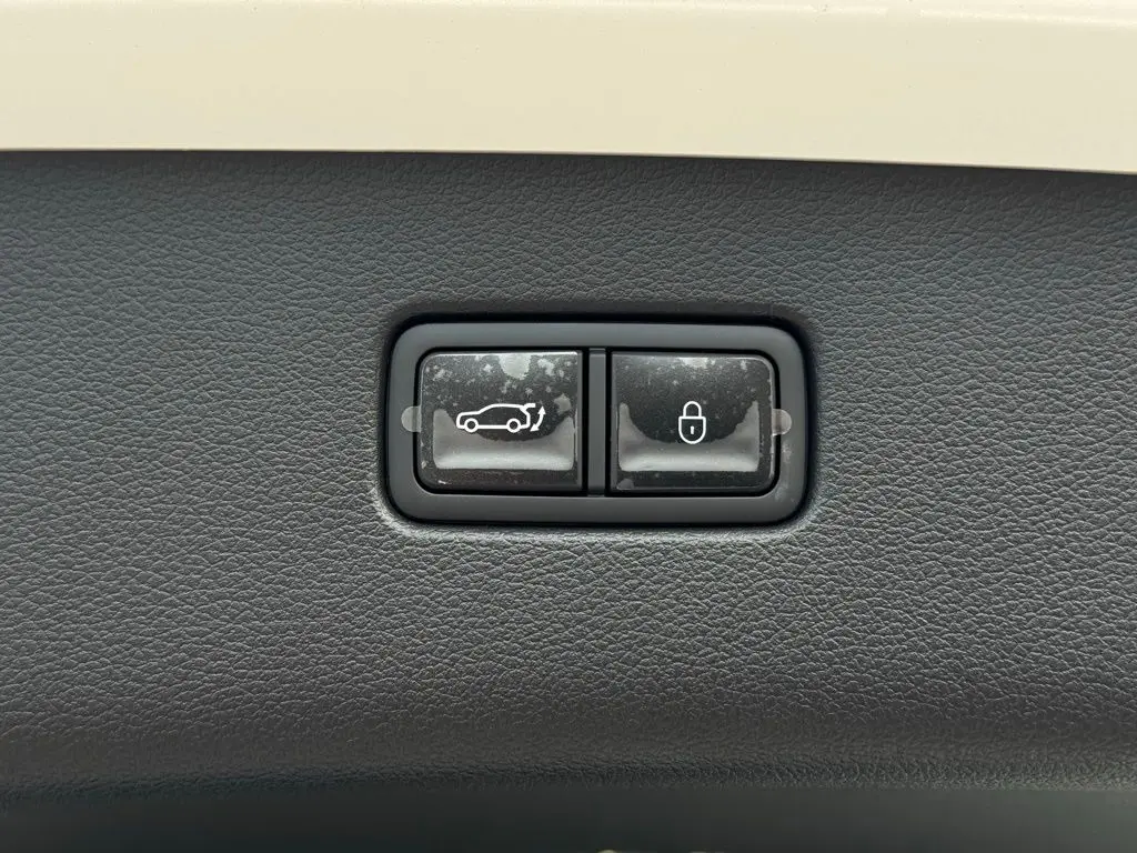 2026 Genesis GV80 - $64,342