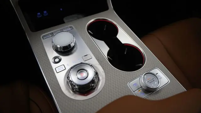 2026 Genesis GV80 2.5T Advanced