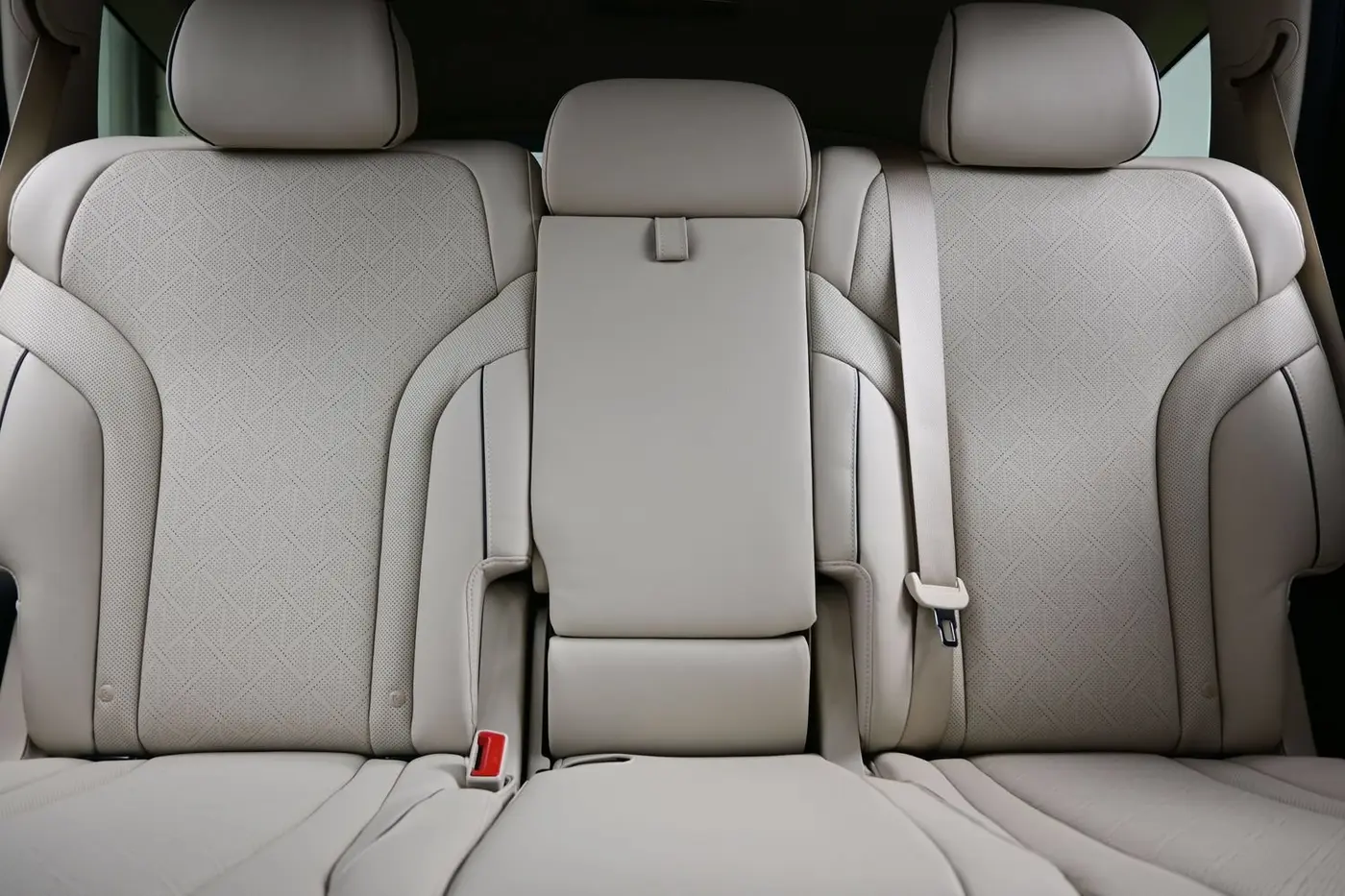2026 Genesis GV80 - $62,949