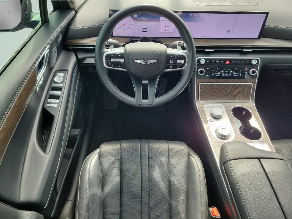 2025 Genesis GV80 - $52,299