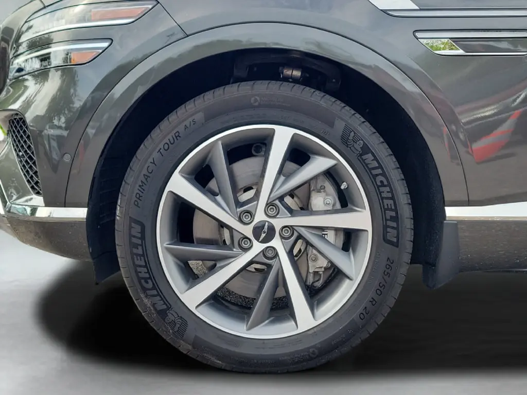 2025 Genesis GV80 - $52,299