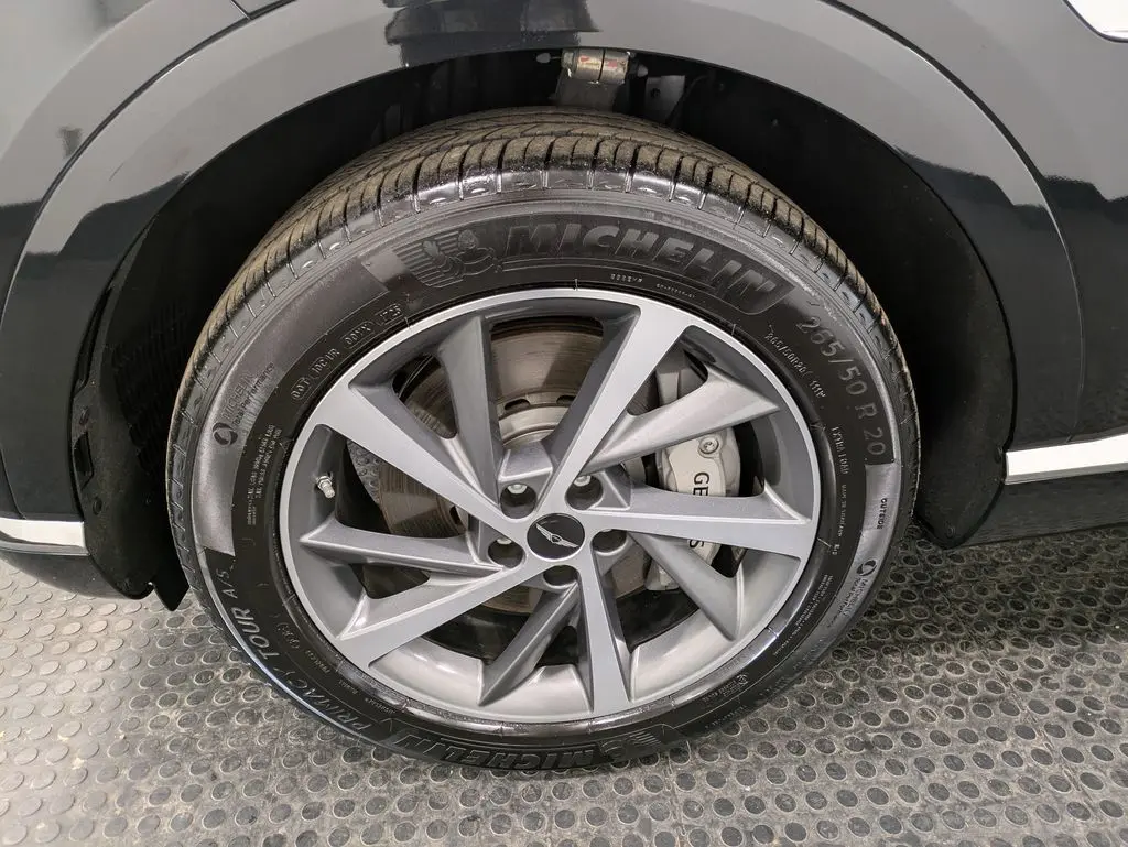 2026 Genesis GV80 - $65,188