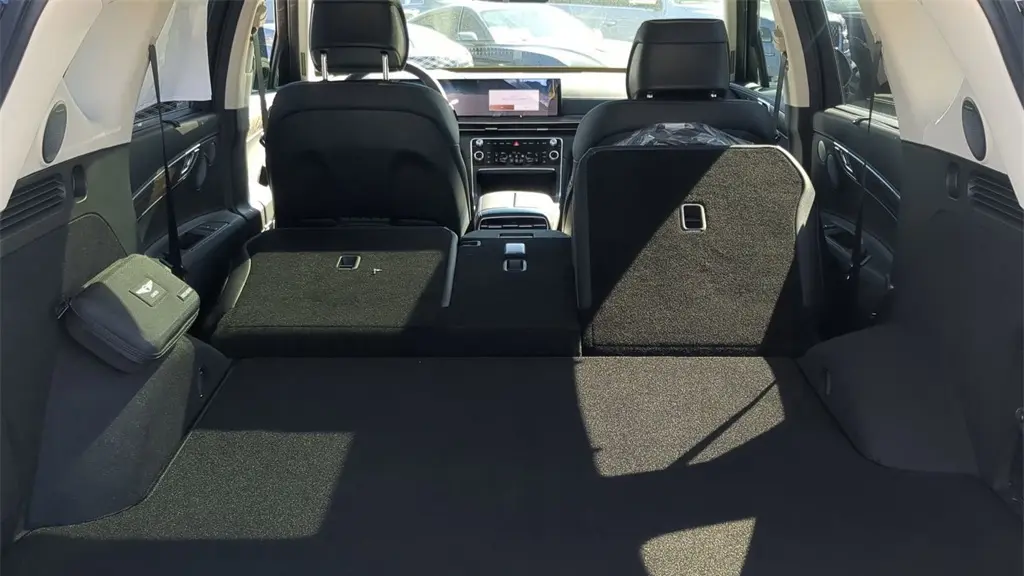 2025 Genesis GV80 2.5T Prestige