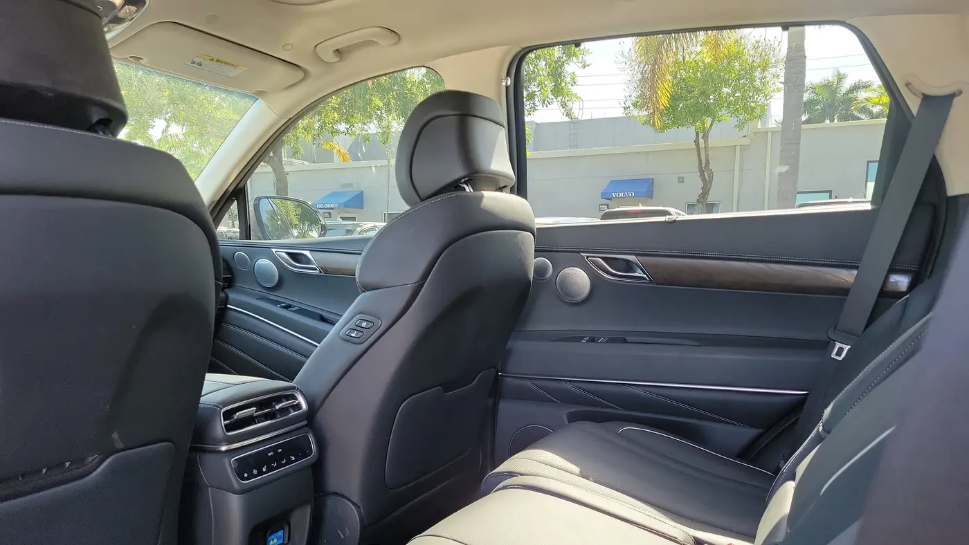 2025 Genesis GV80 2.5T Prestige