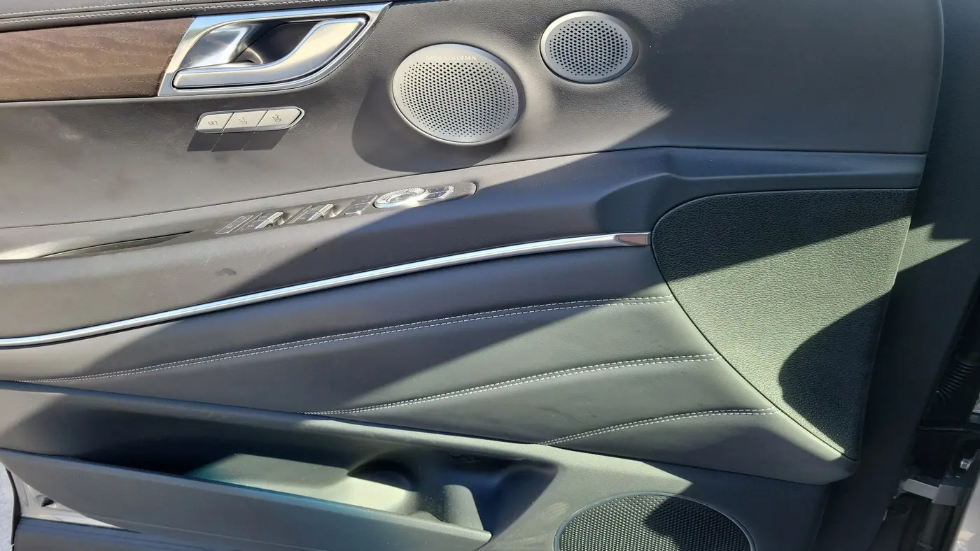 2025 Genesis GV80 2.5T Prestige