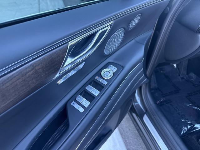 2025 Genesis GV80 - $58,908