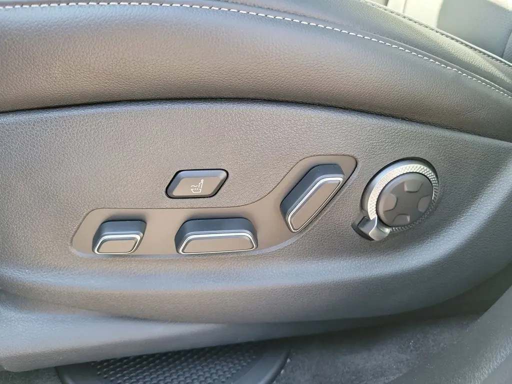 2026 Genesis GV80 - $70,750