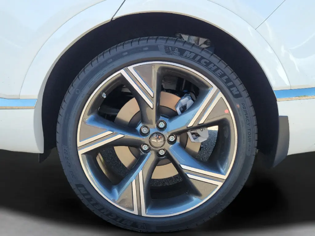 2026 Genesis GV80 - $69,099