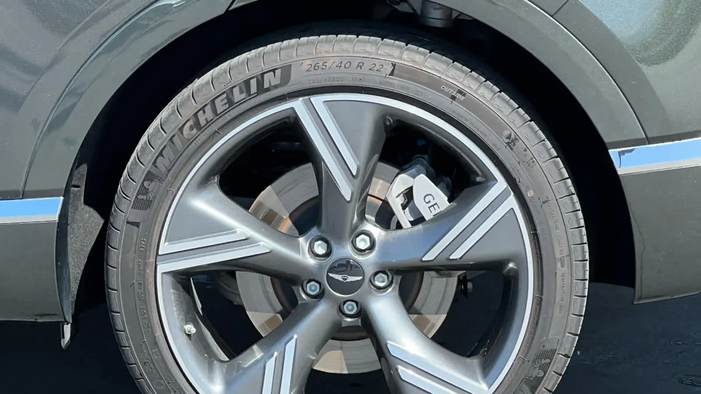 2025 Genesis GV80 2.5T Prestige