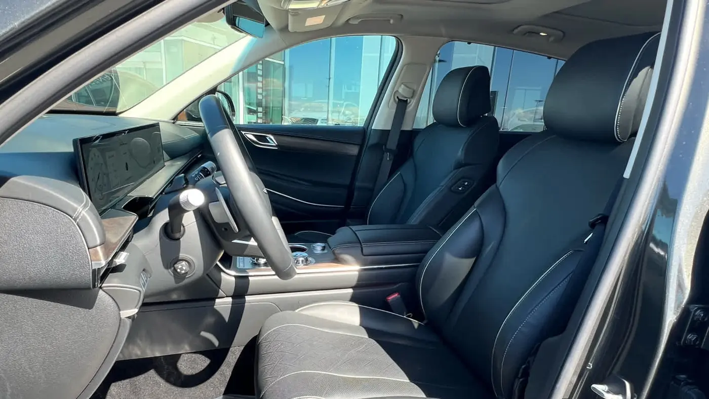 2025 Genesis GV80 2.5T Prestige