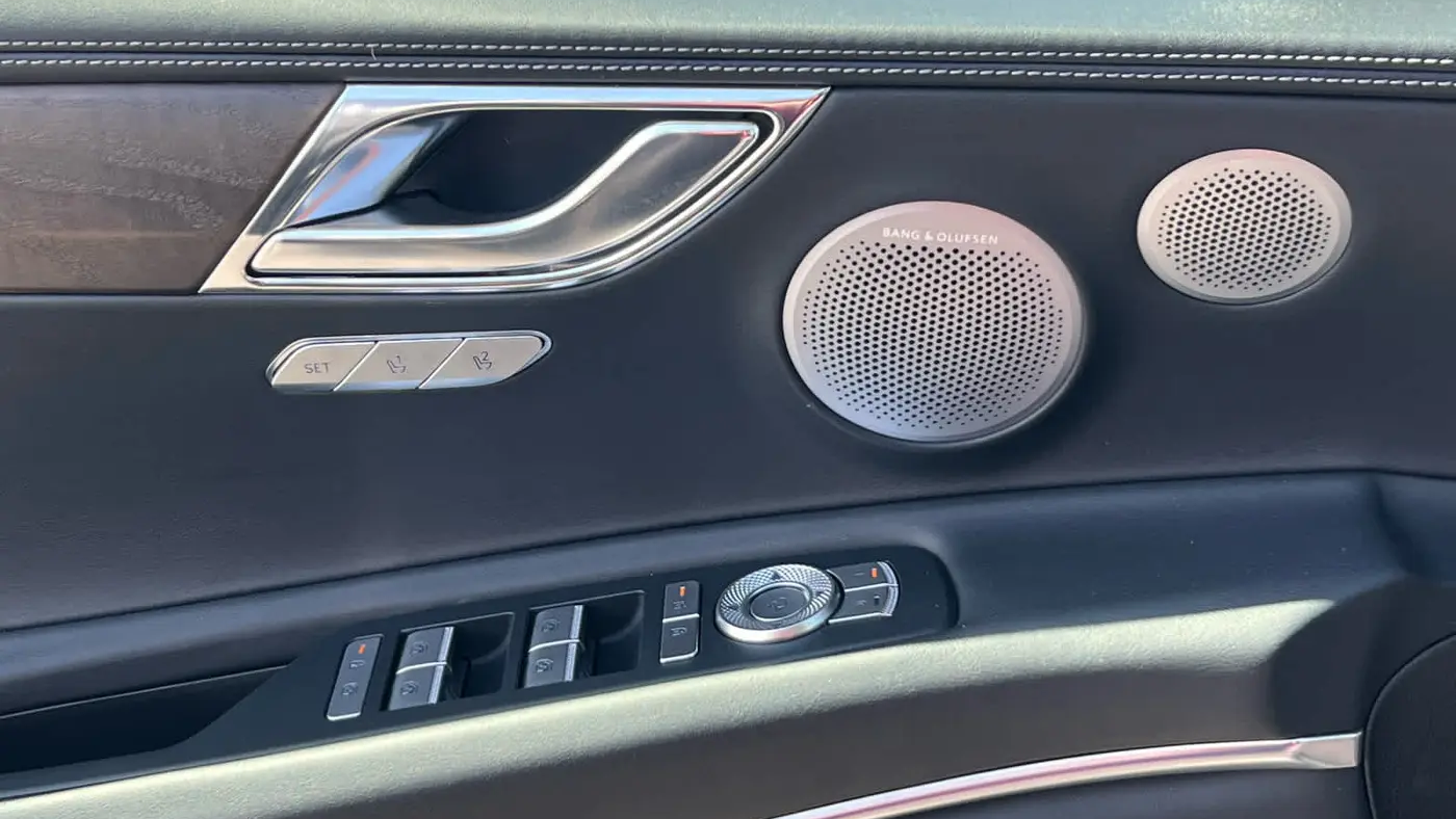 2025 Genesis GV80 2.5T Prestige