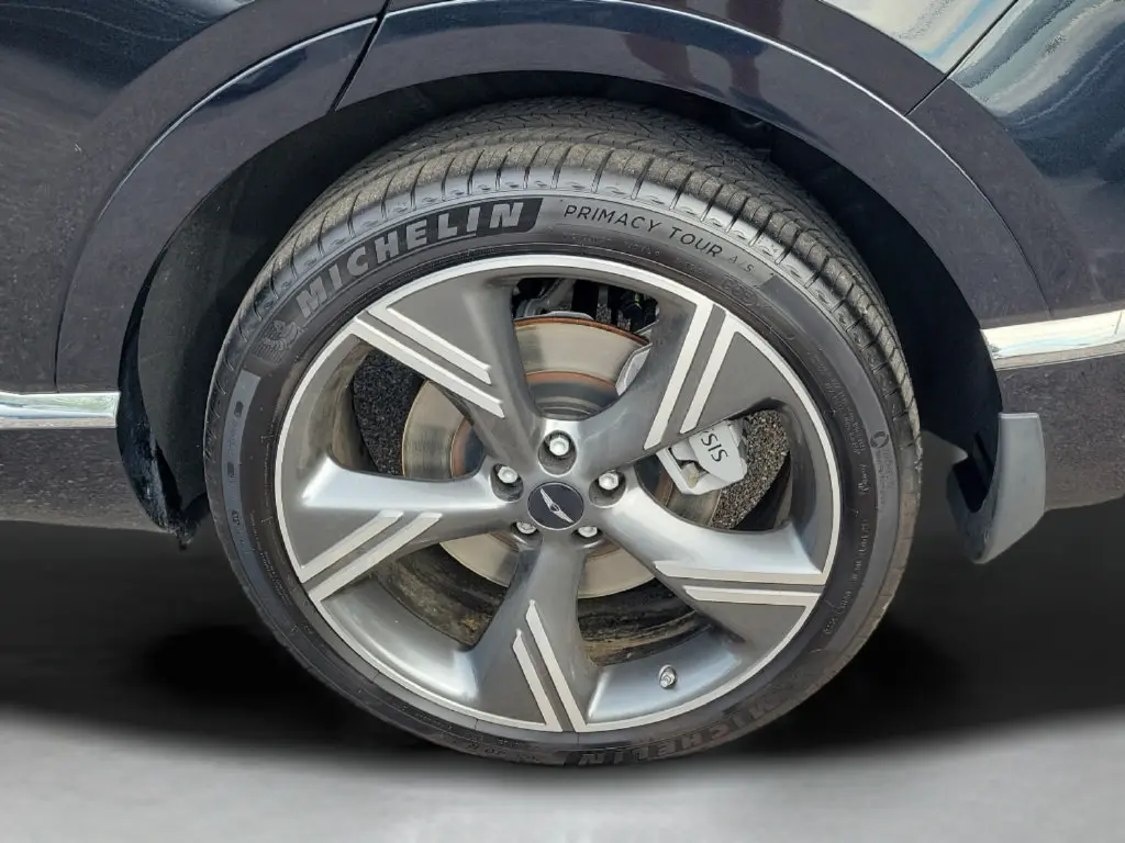 2025 Genesis GV80 - $60,199