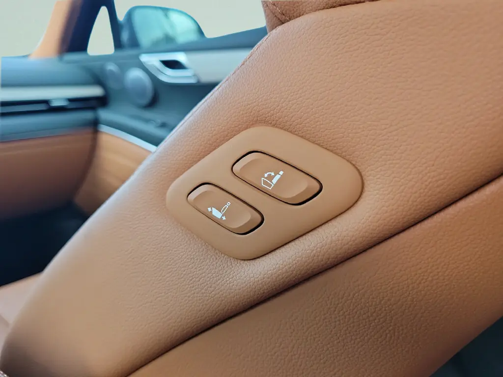 2025 Genesis GV80 - $60,199