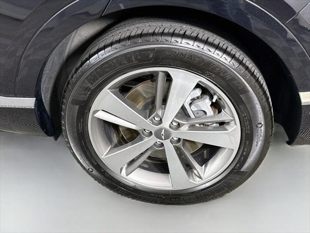 2021 Genesis GV80 - $29,960