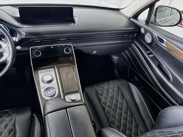2023 Genesis GV80 - $42,989