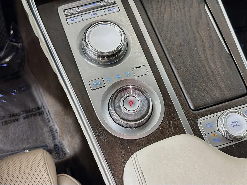 2024 Genesis GV80 - $34,349