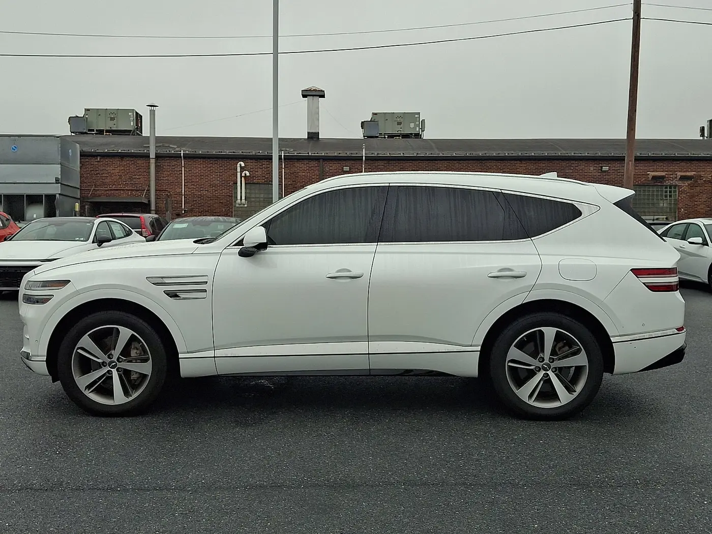 2021 Genesis GV80 - $25,900