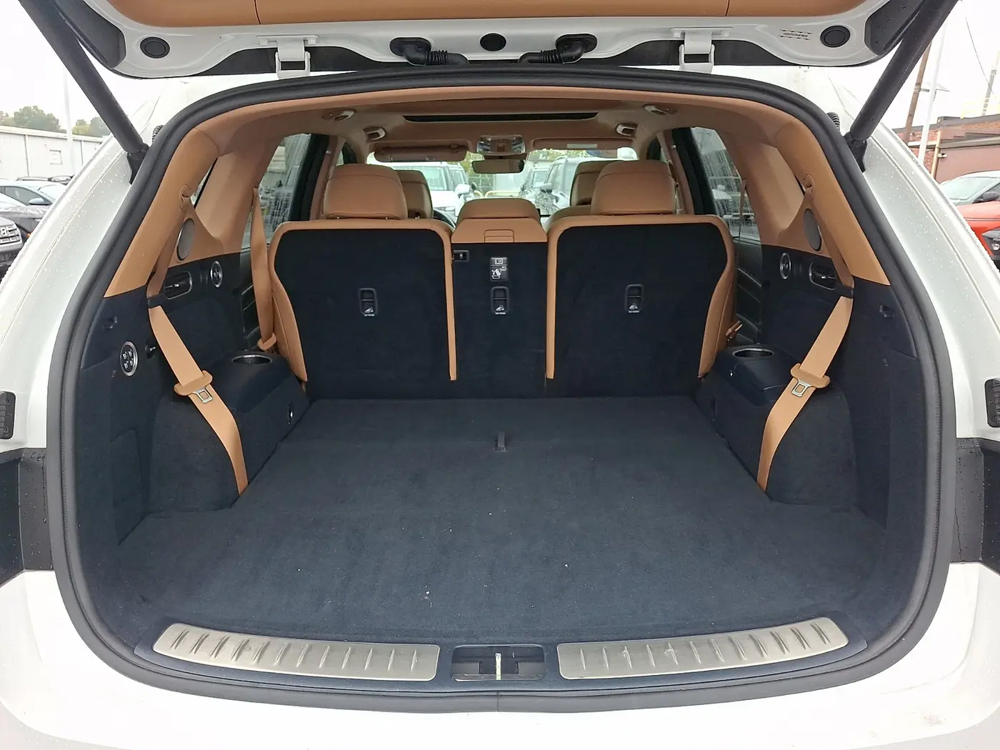 2021 Genesis GV80 - $25,900
