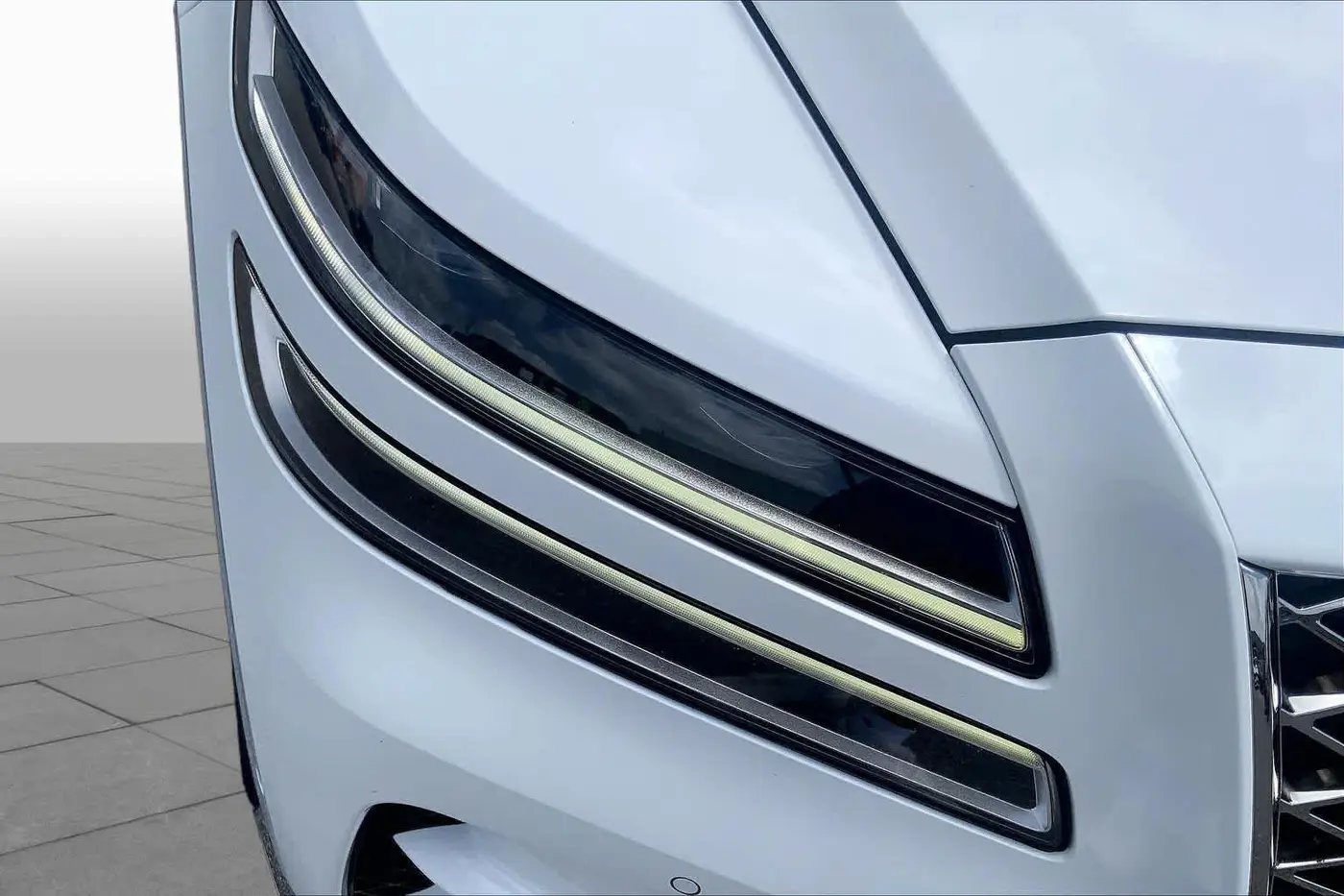 2021 Genesis GV80 - $31,989