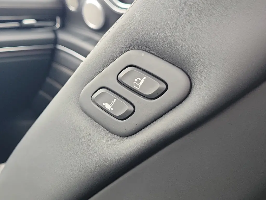 2024 Genesis GV80 - $55,199