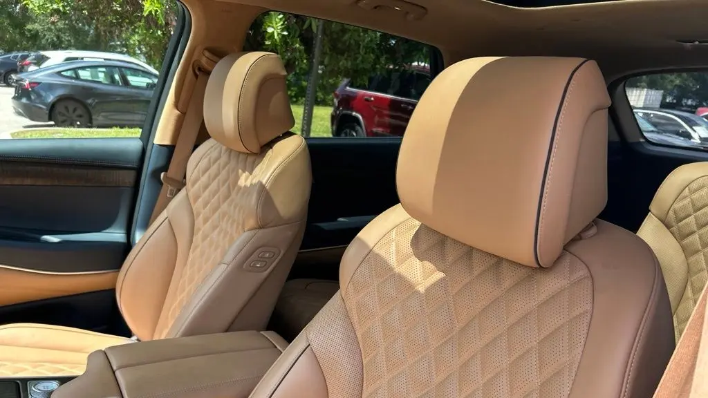 2024 Genesis GV80 3.5T
