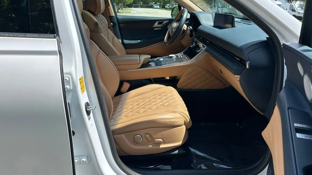 2024 Genesis GV80 3.5T