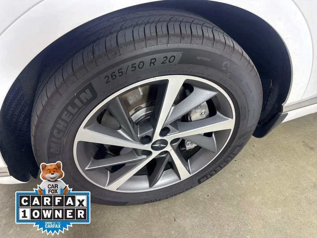 2026 Genesis GV80 - $59,900
