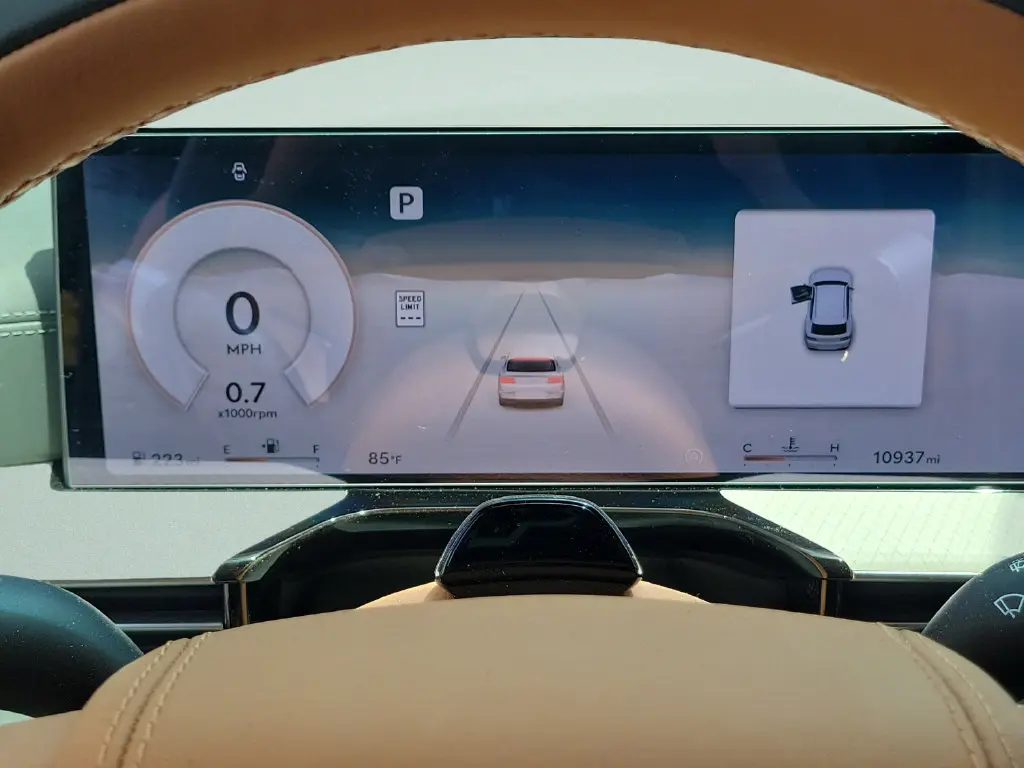 2025 Genesis GV80 - $67,999