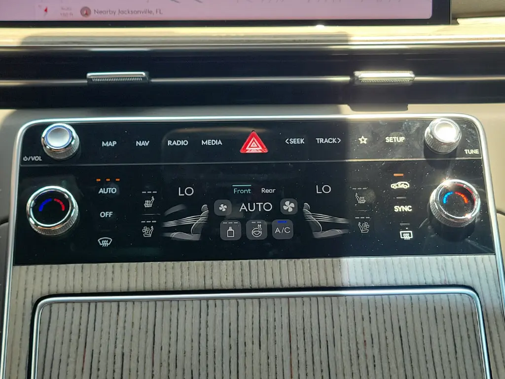 2025 Genesis GV80 - $67,199