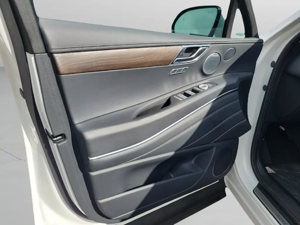 2025 Genesis GV80 - $69,199