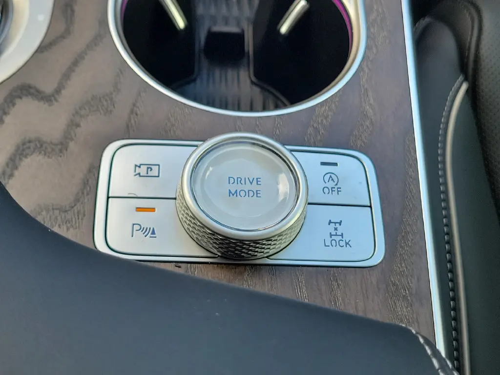 2025 Genesis GV80 - $69,199