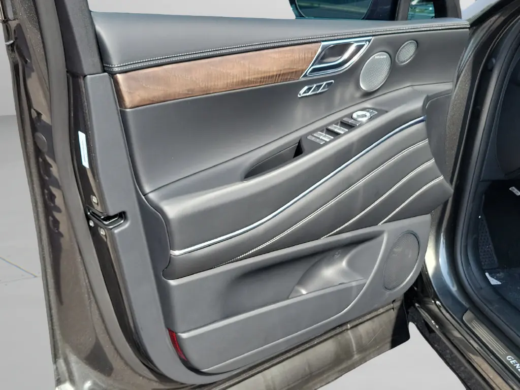 2026 Genesis GV80 - $85,400