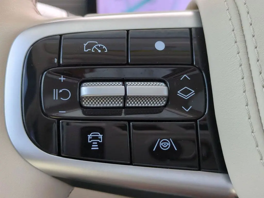 2025 Genesis GV80 - $64,399